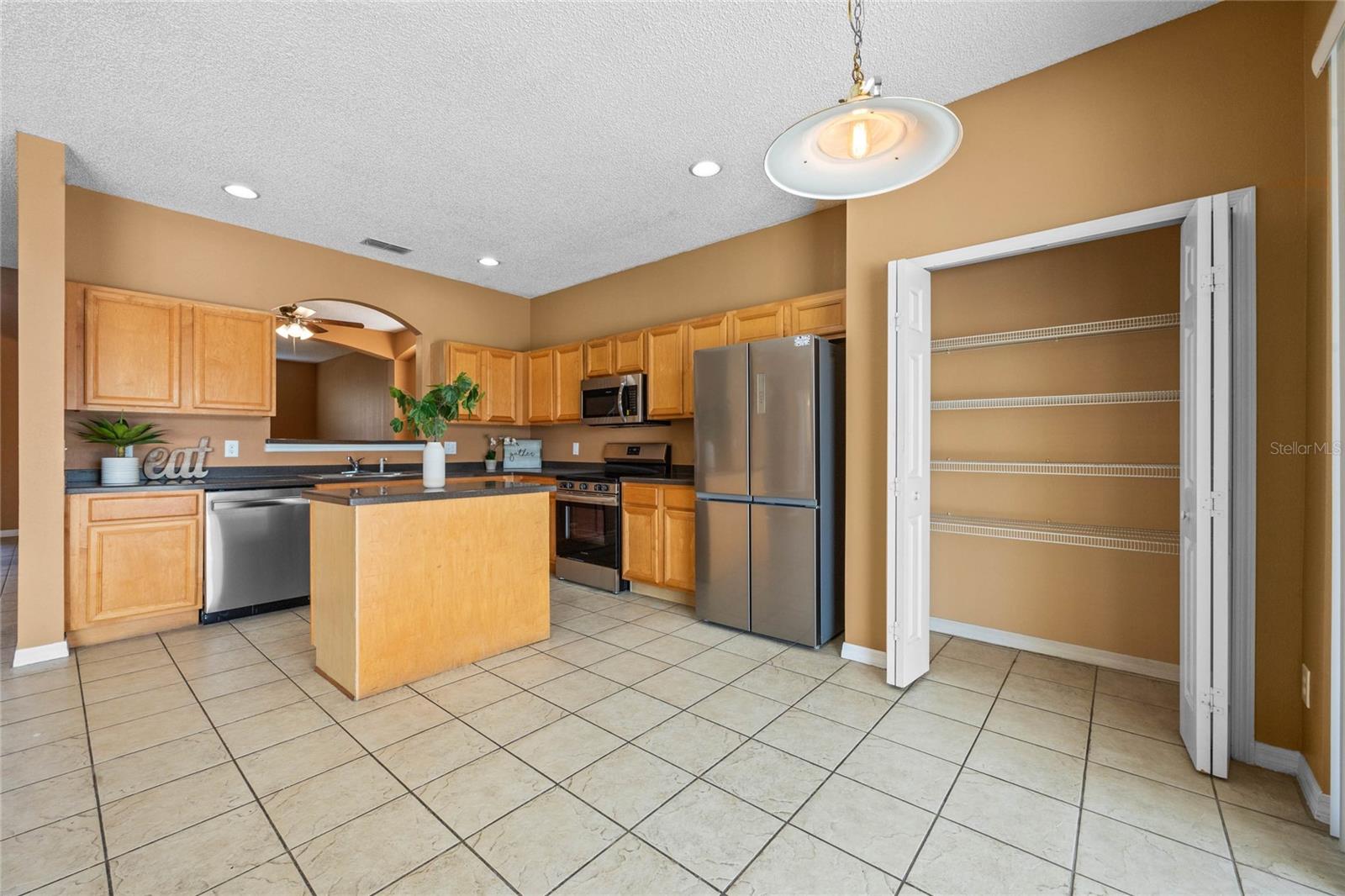 121 MADIERA BEACH BLVD, KISSIMMEE, FL, 34746