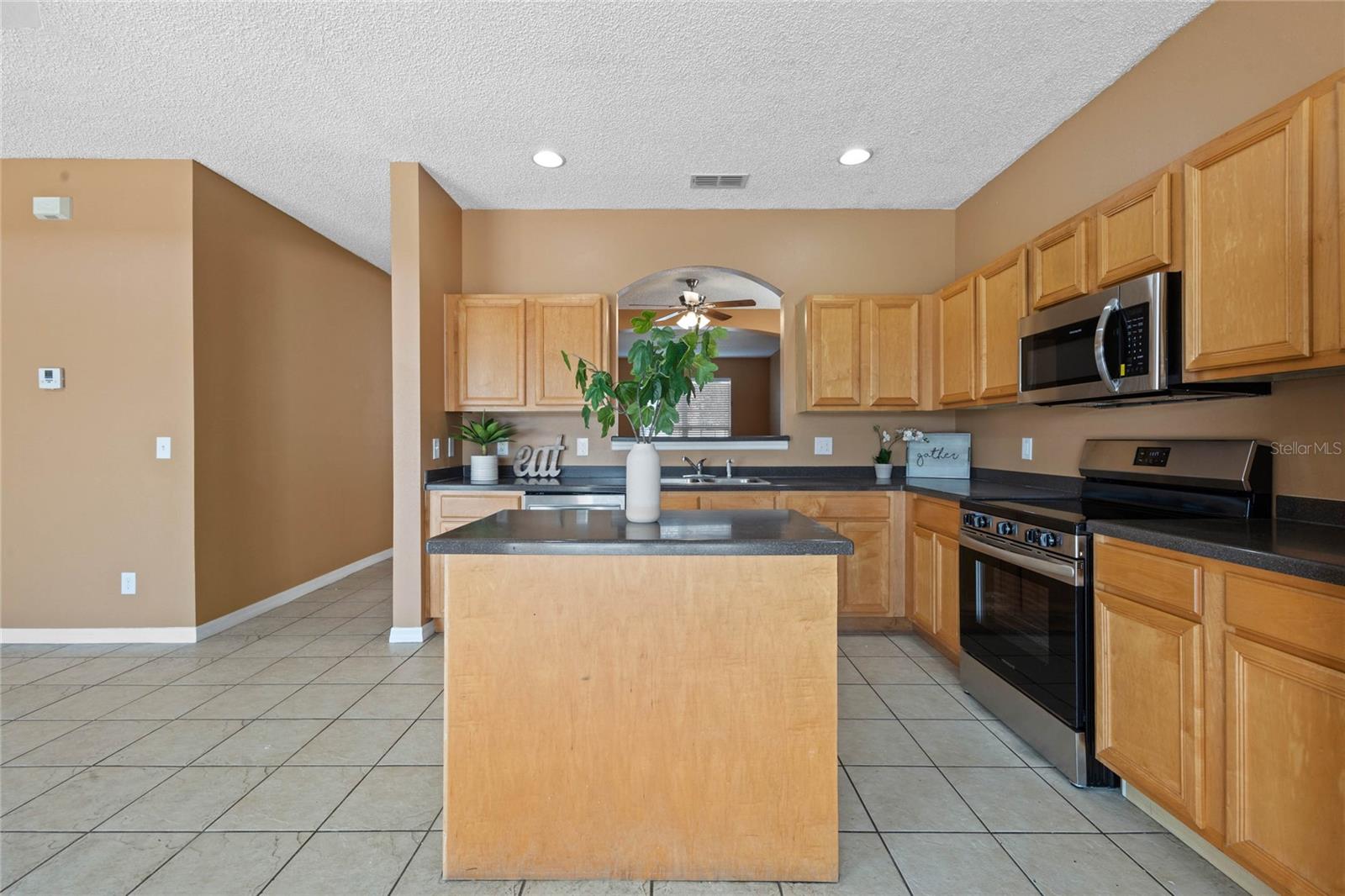 121 MADIERA BEACH BLVD, KISSIMMEE, FL, 34746