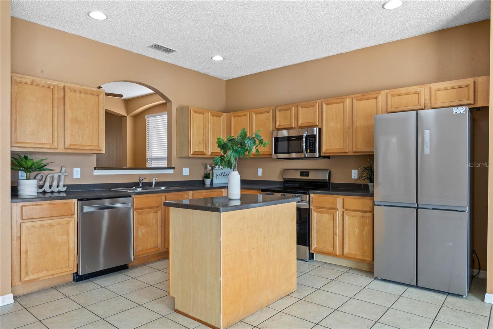 121 MADIERA BEACH BLVD, KISSIMMEE, FL, 34746