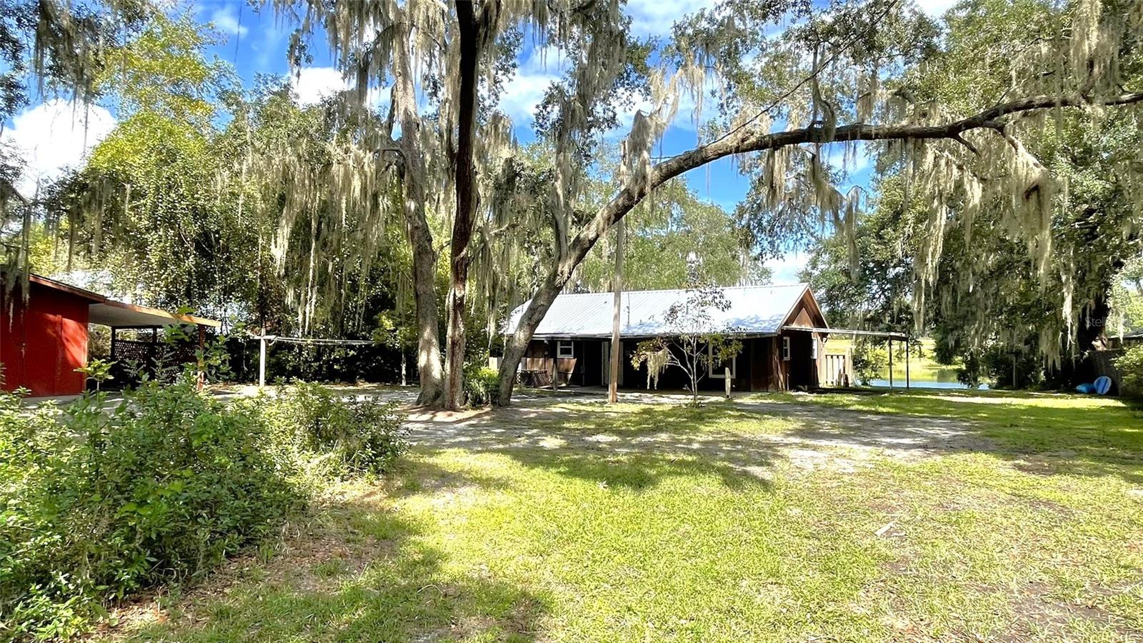151 TWIN LAKES RD, HAWTHORNE, FL, 32640