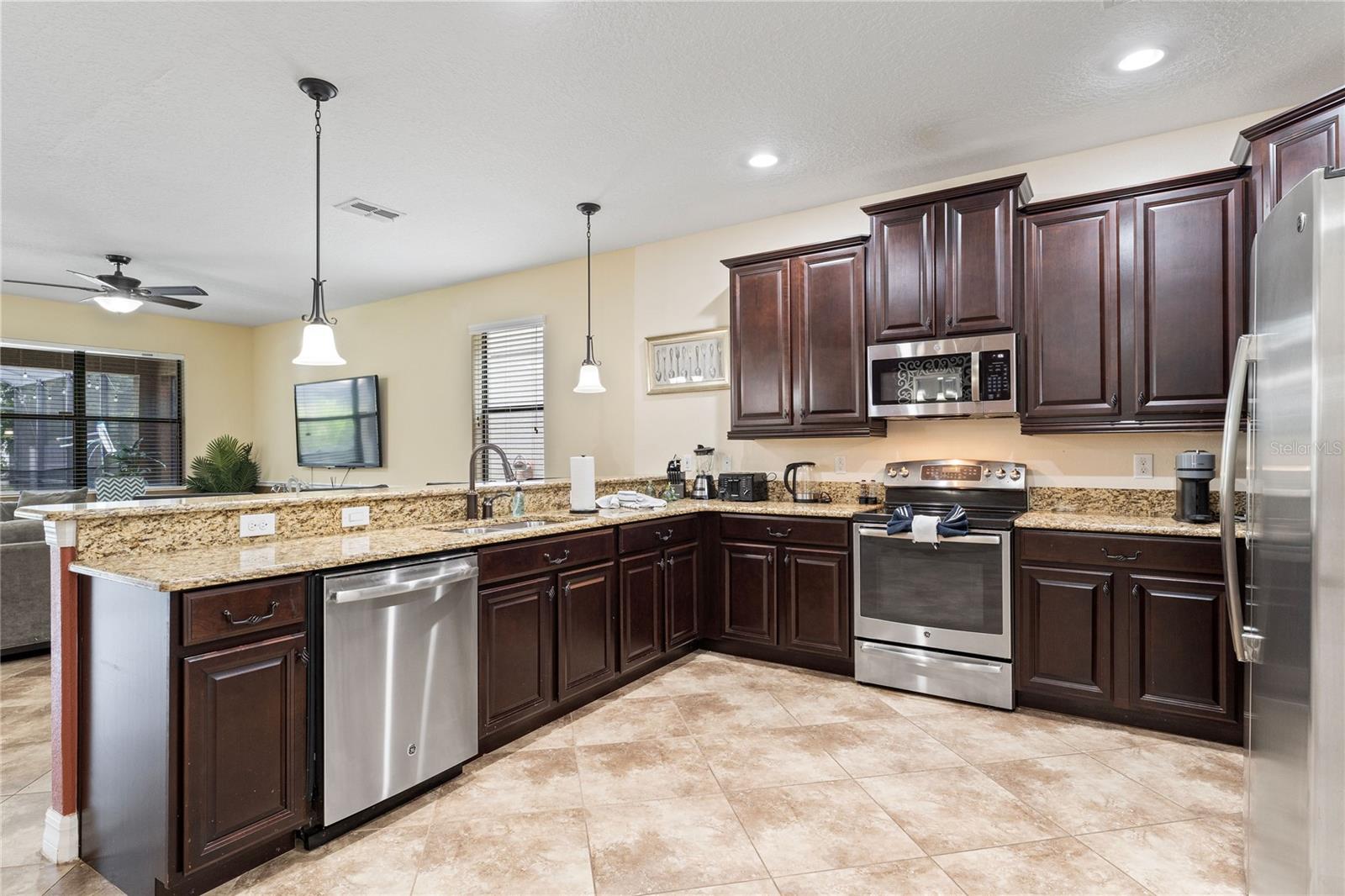 1414 THUNDERBIRD RD, DAVENPORT, FL, 33896