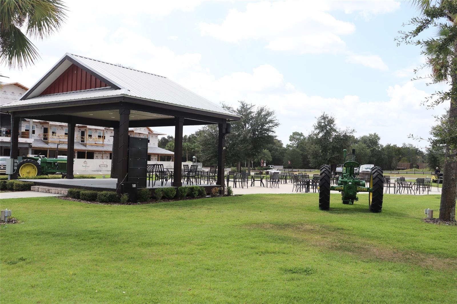 24313 SW 17TH LN, NEWBERRY, FL, 32669