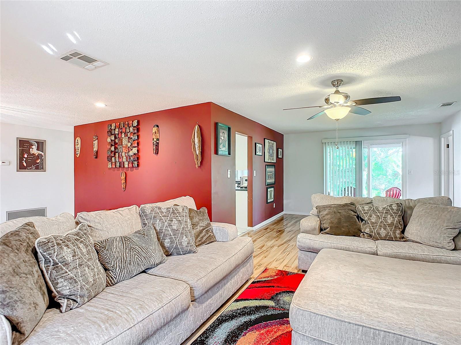 2281 E UNION CIR, DELTONA, FL, 32725