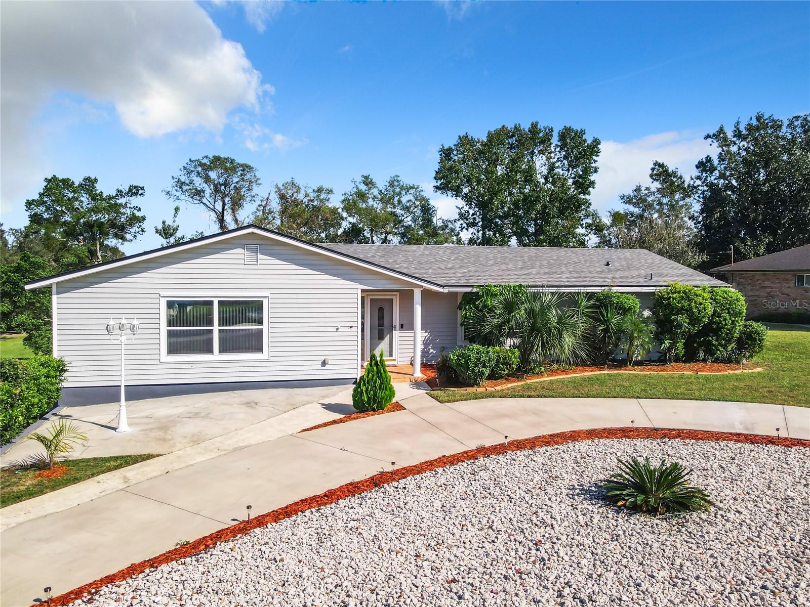 2281 E UNION CIR, DELTONA, FL, 32725