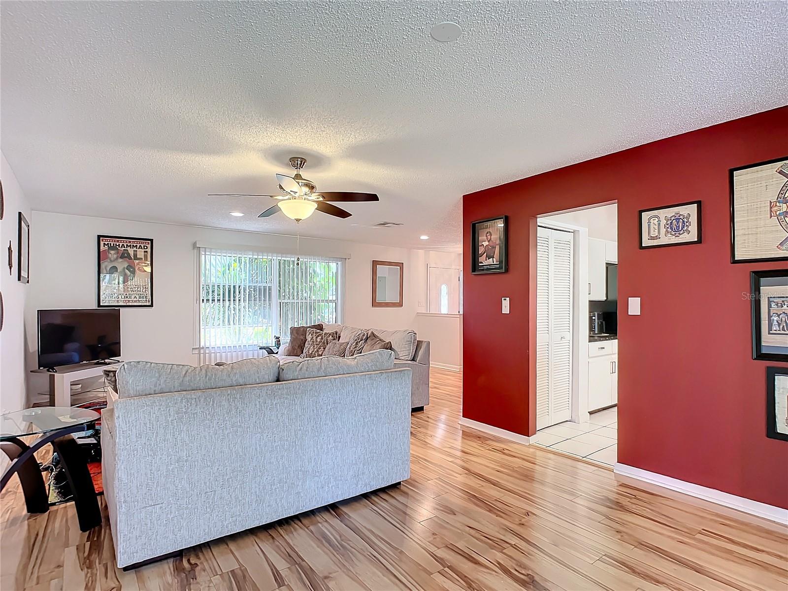2281 E UNION CIR, DELTONA, FL, 32725