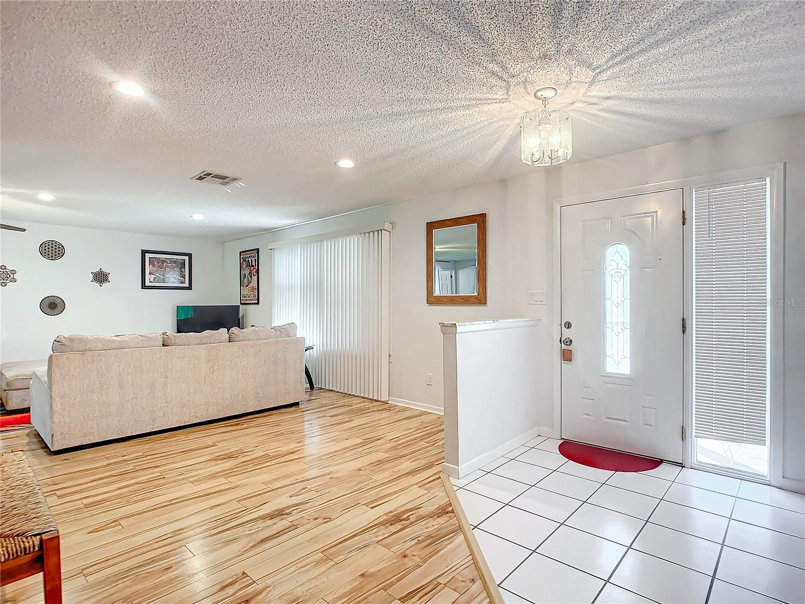 2281 E UNION CIR, DELTONA, FL, 32725