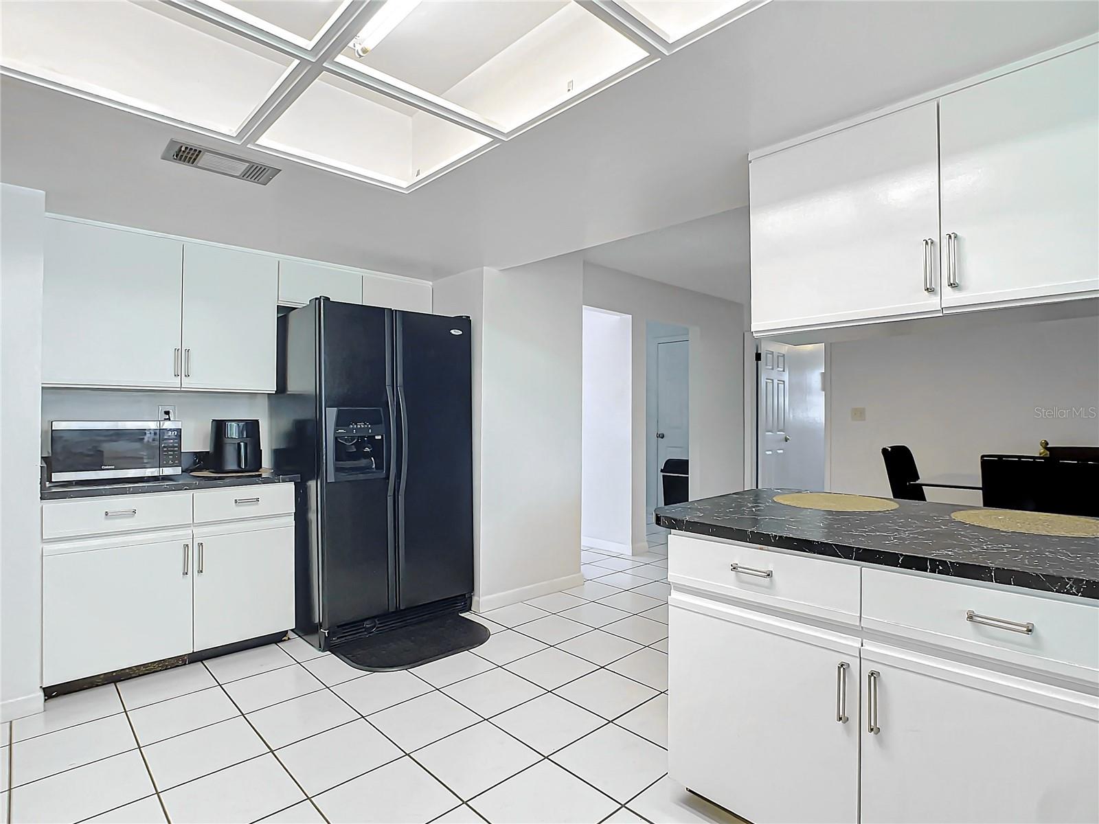 2281 E UNION CIR, DELTONA, FL, 32725