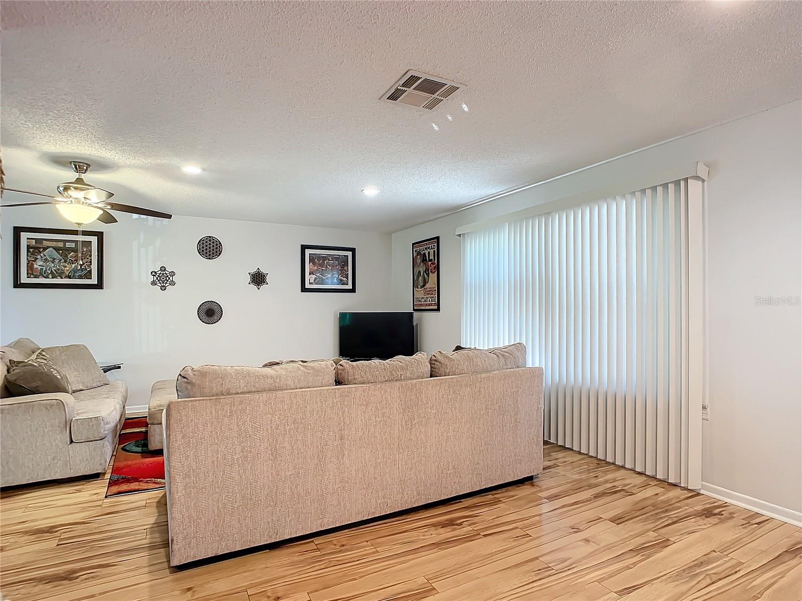 2281 E UNION CIR, DELTONA, FL, 32725