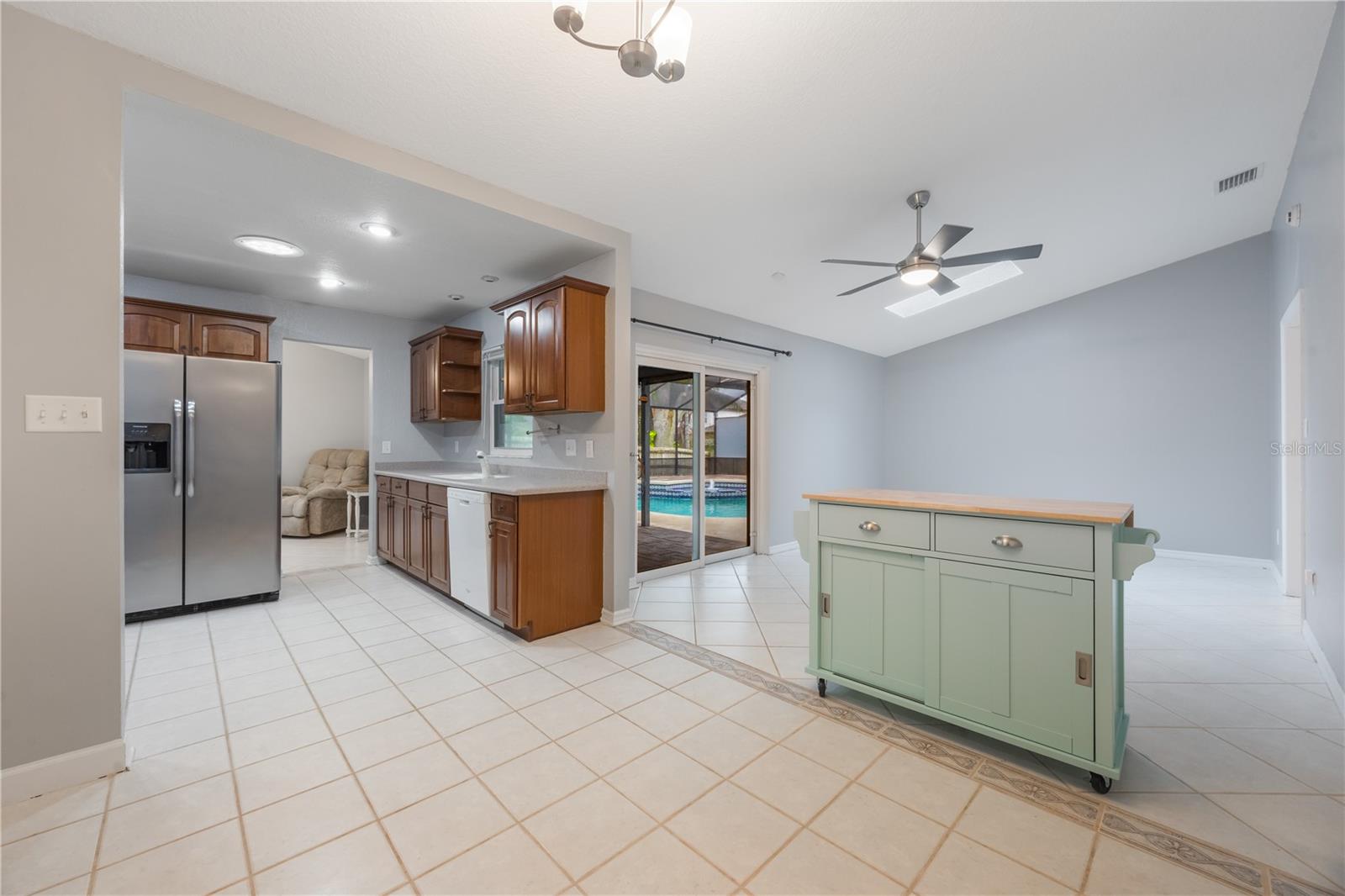 2524 CREEKVIEW CIR, OVIEDO, FL, 32765