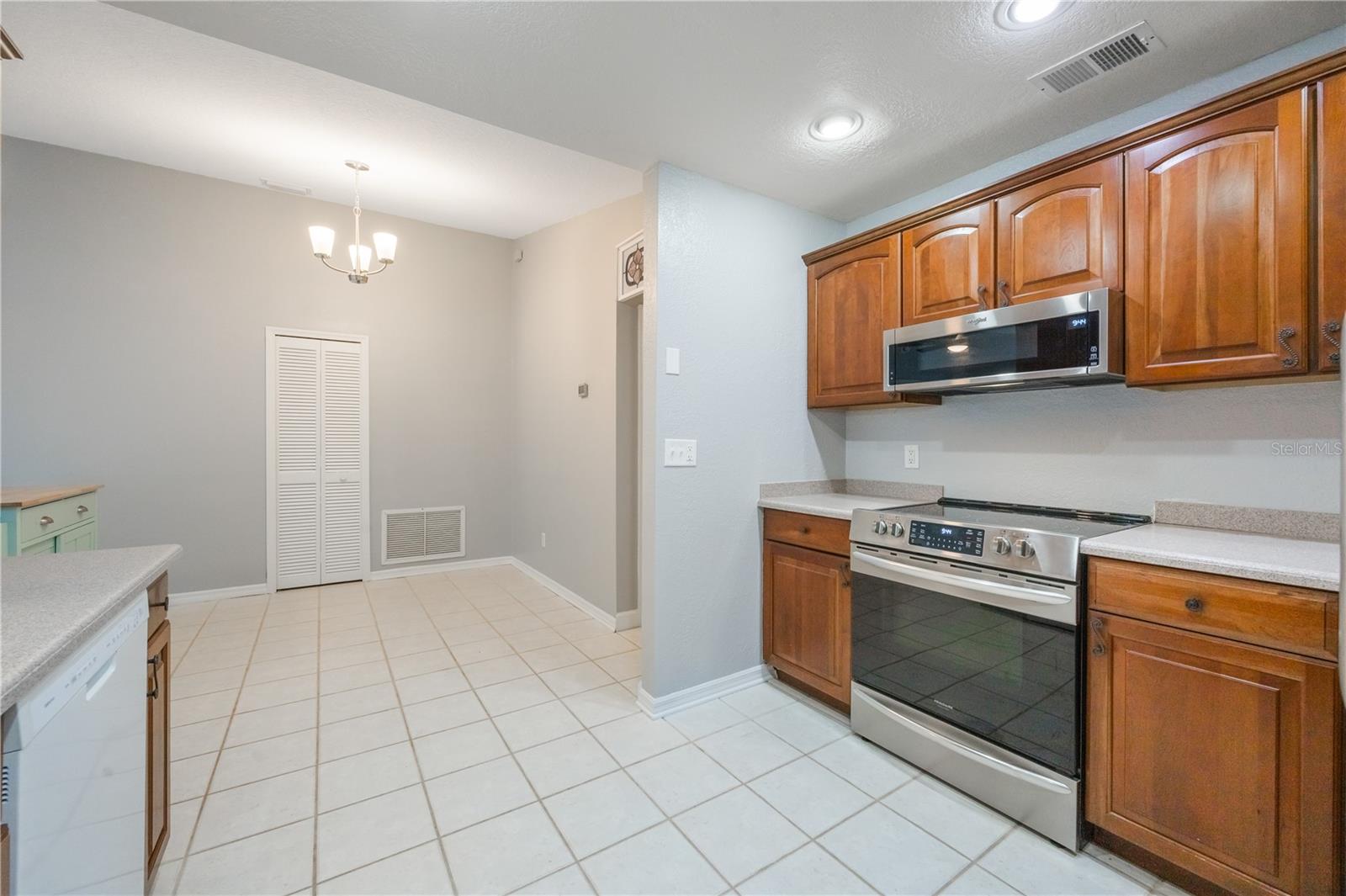 2524 CREEKVIEW CIR, OVIEDO, FL, 32765