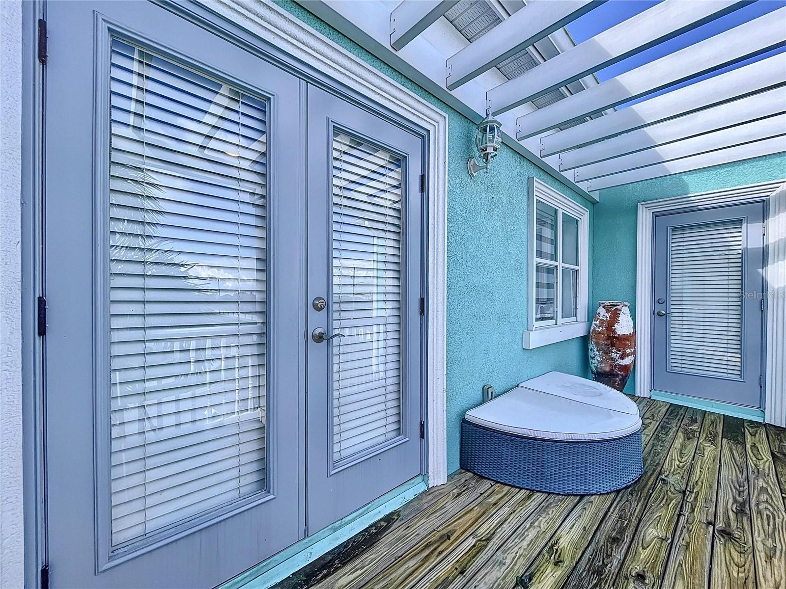 6564 SIMONE SHORES CIR, APOLLO BEACH, FL, 33572