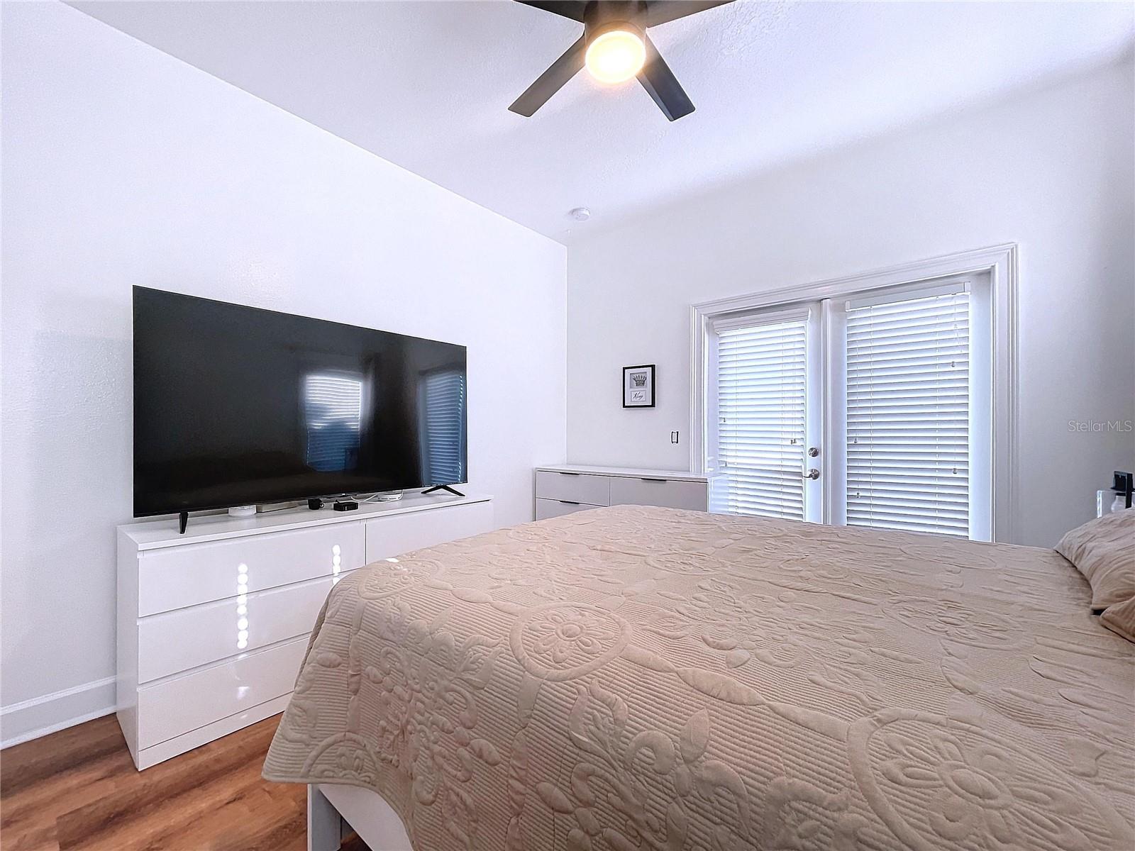 6564 SIMONE SHORES CIR, APOLLO BEACH, FL, 33572