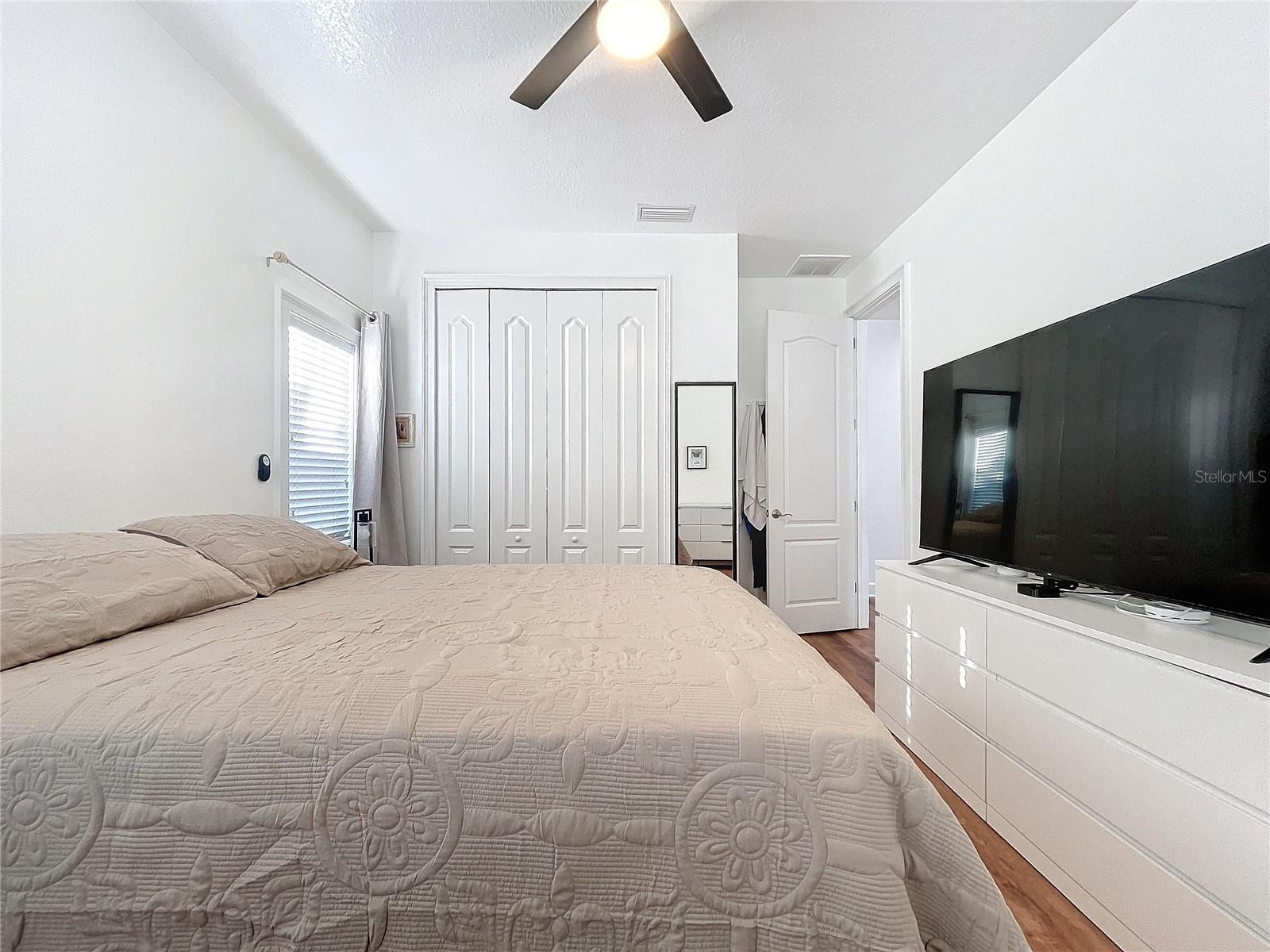 6564 SIMONE SHORES CIR, APOLLO BEACH, FL, 33572