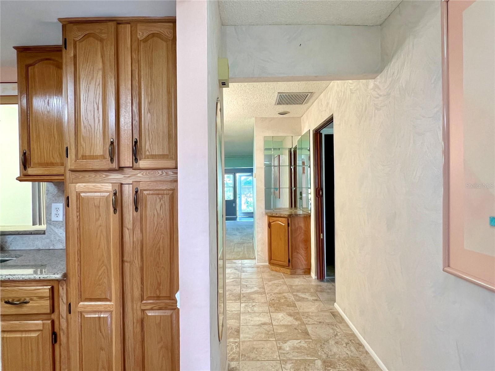 2231 LARK CIR E #C, PALM HARBOR, FL, 34684