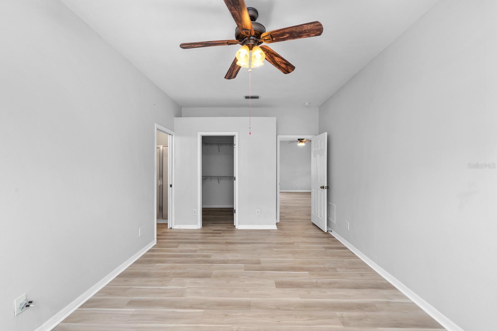 19412 SUNSET BAY DR, LAND O LAKES, FL, 34638