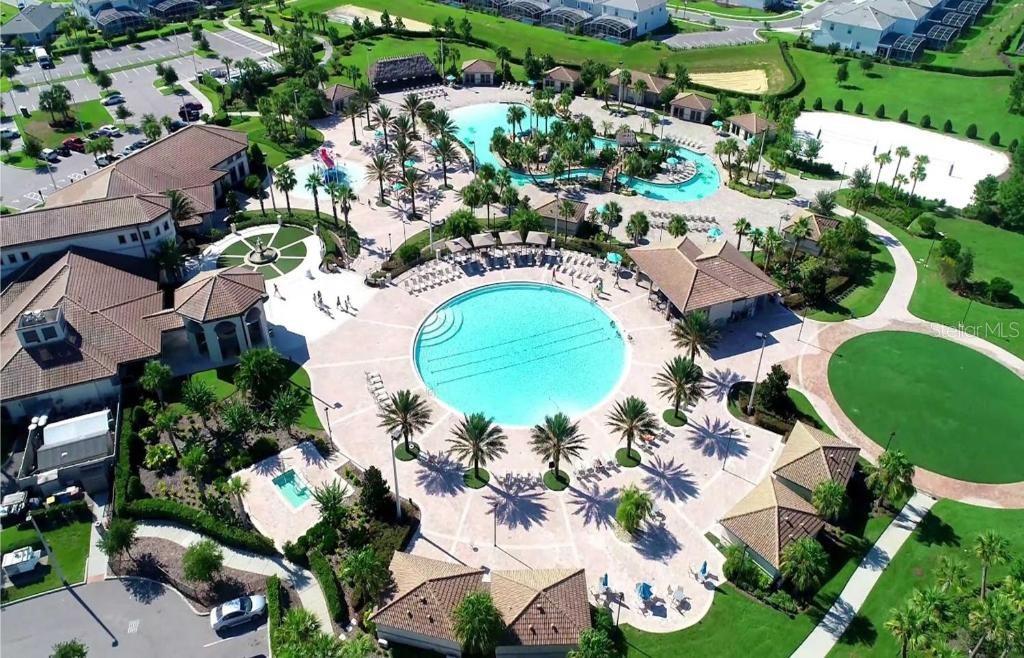 1114 BLACKWOLF RUN RD, DAVENPORT, FL, 33896