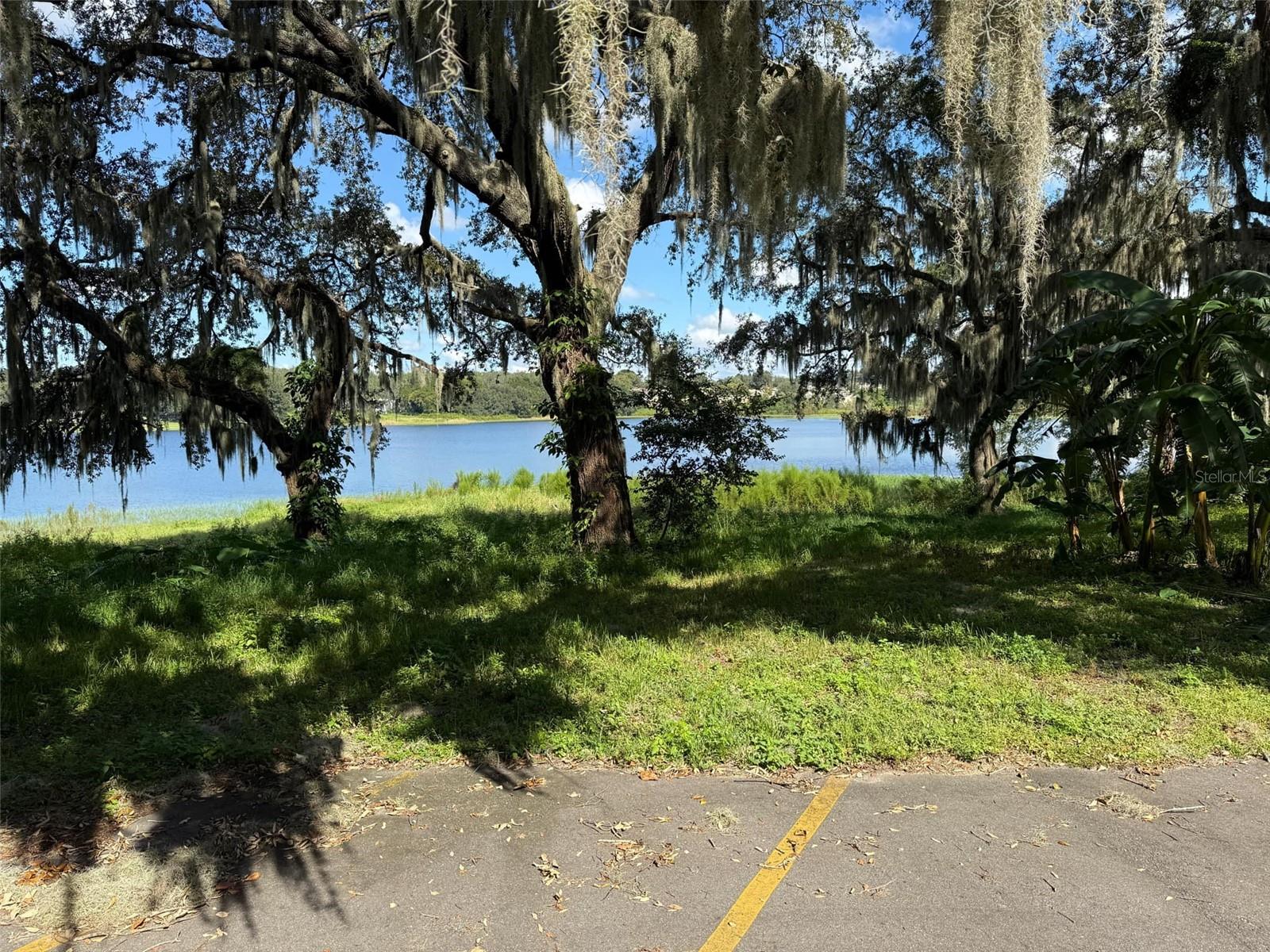 8105 W COLONIAL DR, ORLANDO, FL, 32818