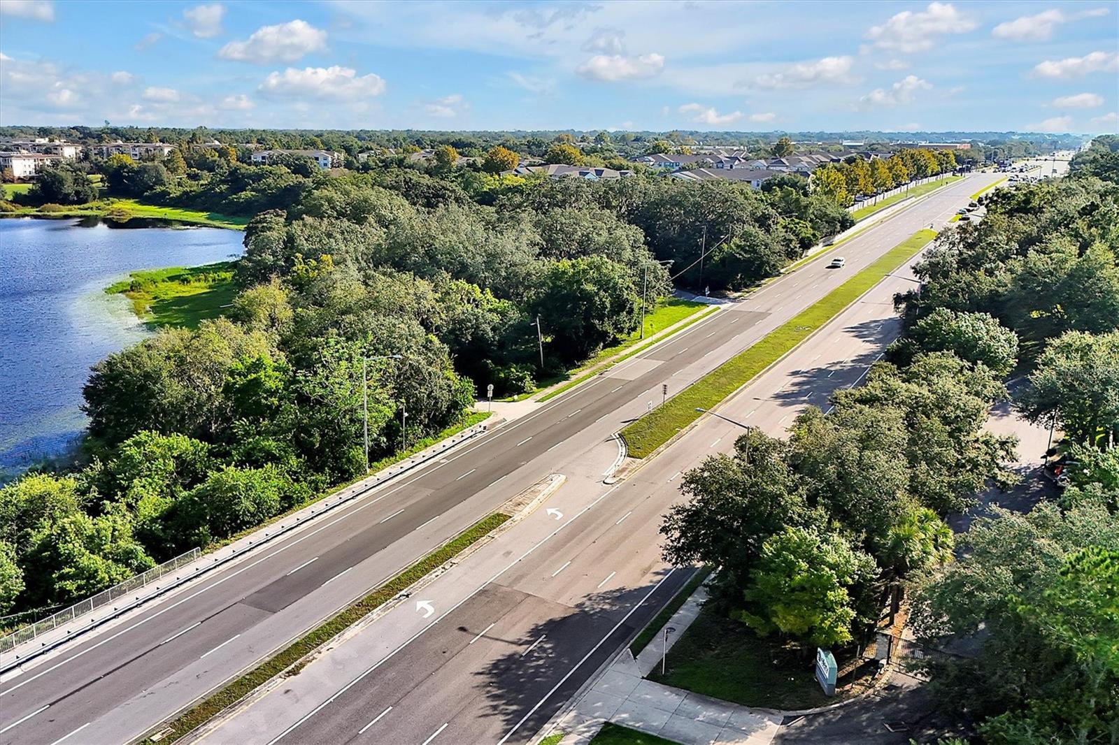 8105 W COLONIAL DR, ORLANDO, FL, 32818