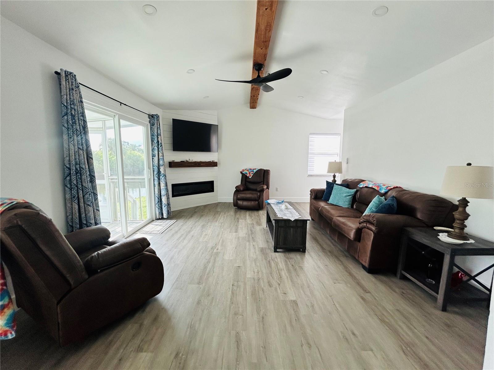 14300 WORTHWHILE RD, PORT CHARLOTTE, FL, 33953