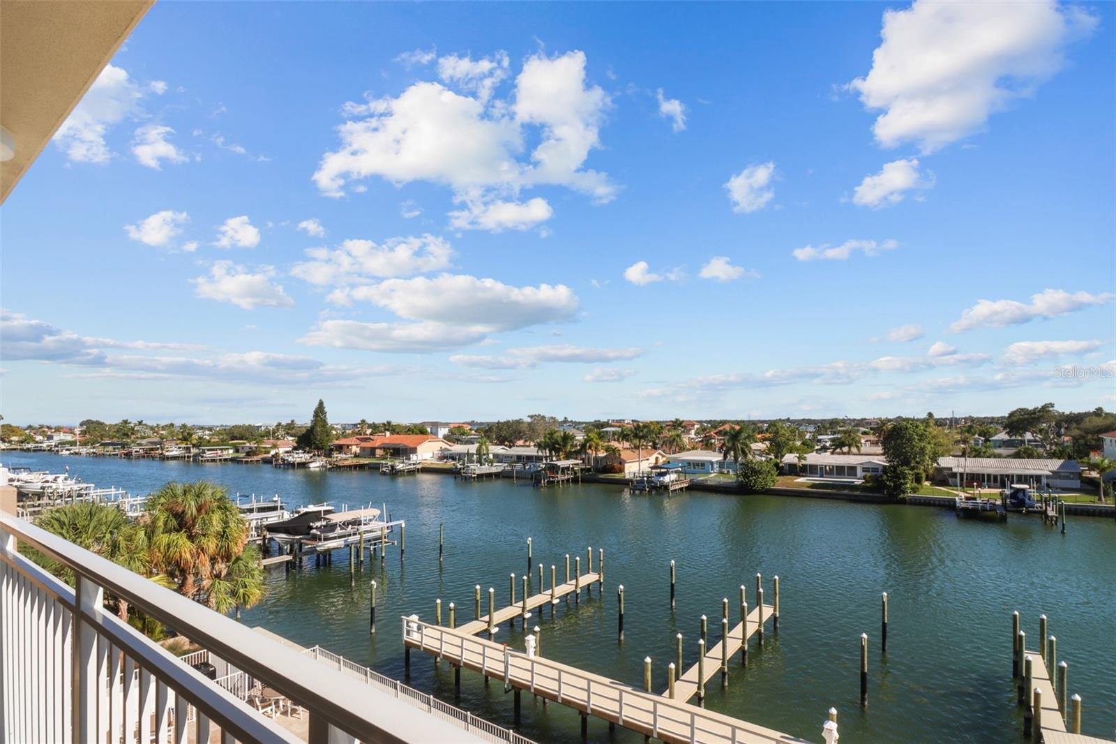 125 ISLAND WAY #403, CLEARWATER, FL, 33767