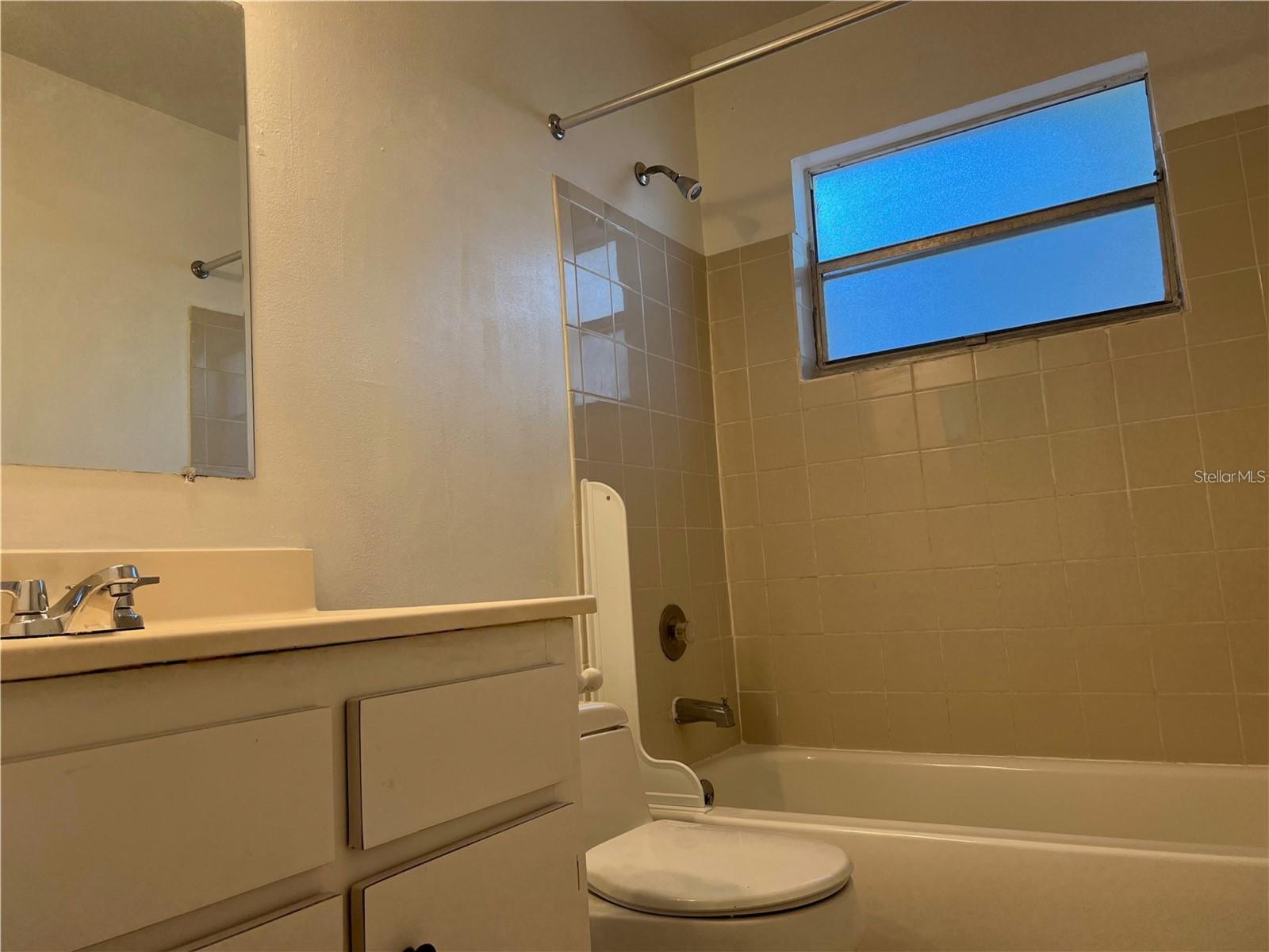 412 CRABTREE AVE, ORLANDO, FL, 32835