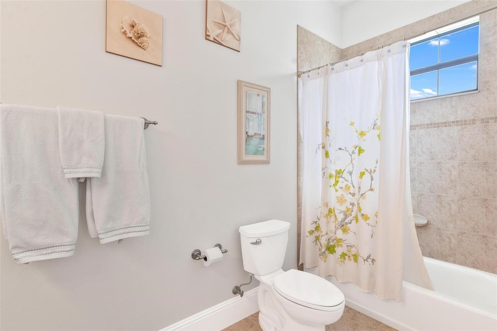26317 AVENIDA LAS COLINAS, HOWEY IN THE HILLS, FL, 34737