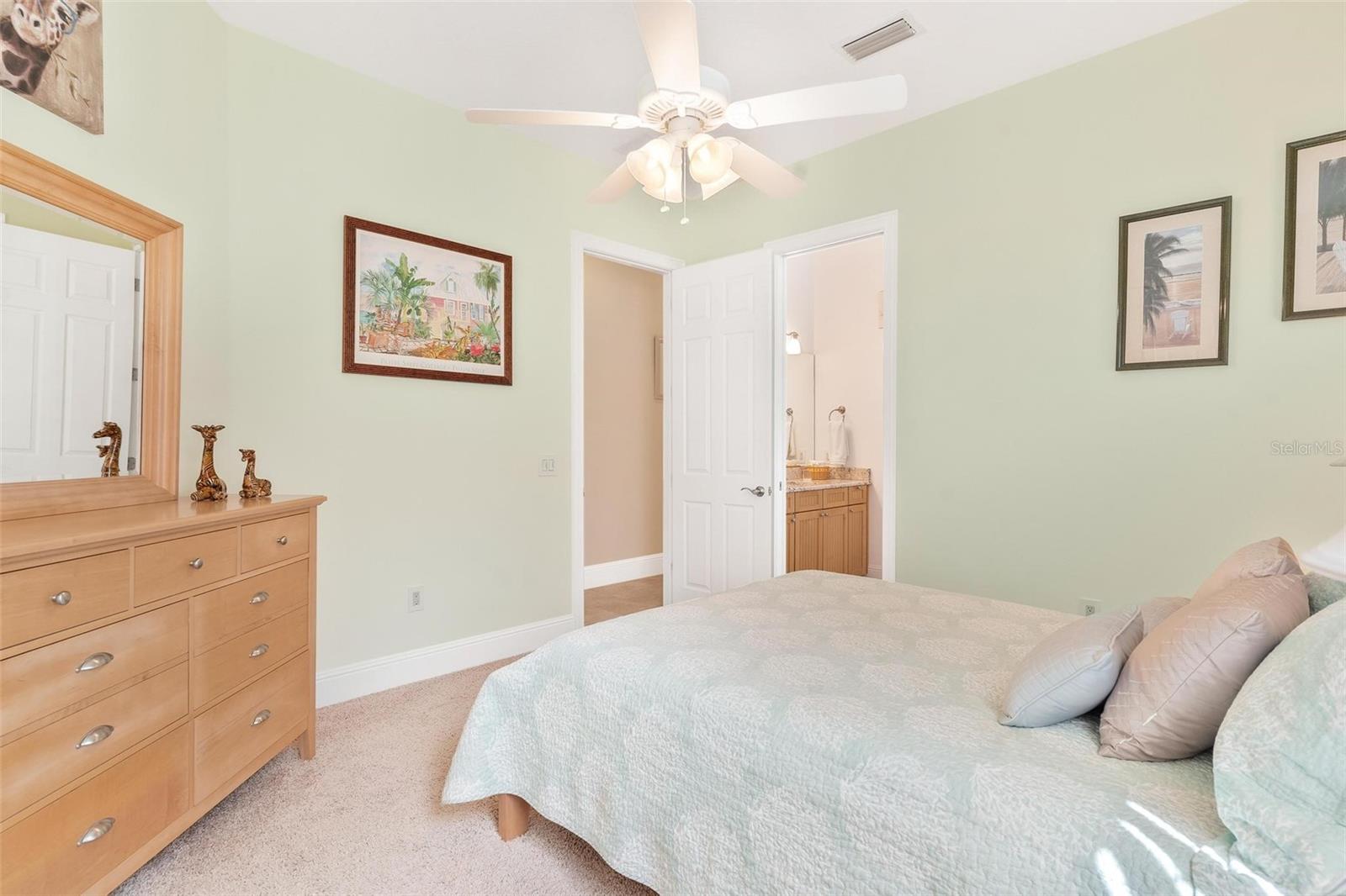 26317 AVENIDA LAS COLINAS, HOWEY IN THE HILLS, FL, 34737
