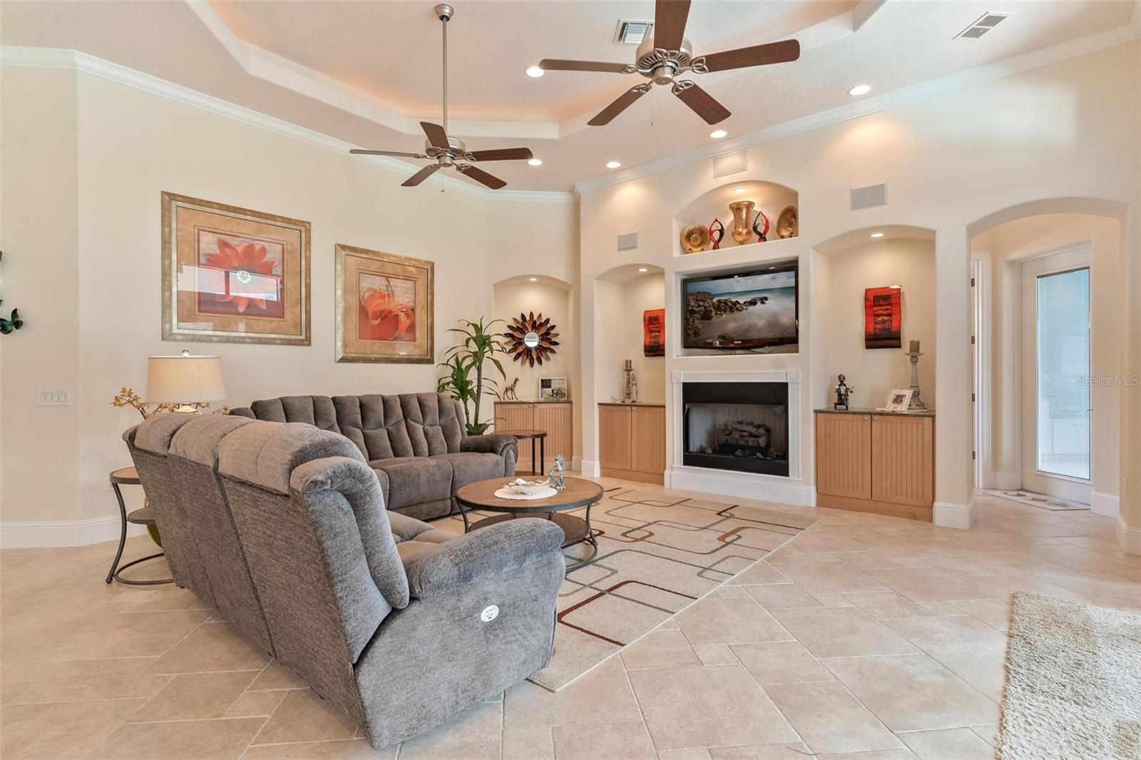 26317 AVENIDA LAS COLINAS, HOWEY IN THE HILLS, FL, 34737