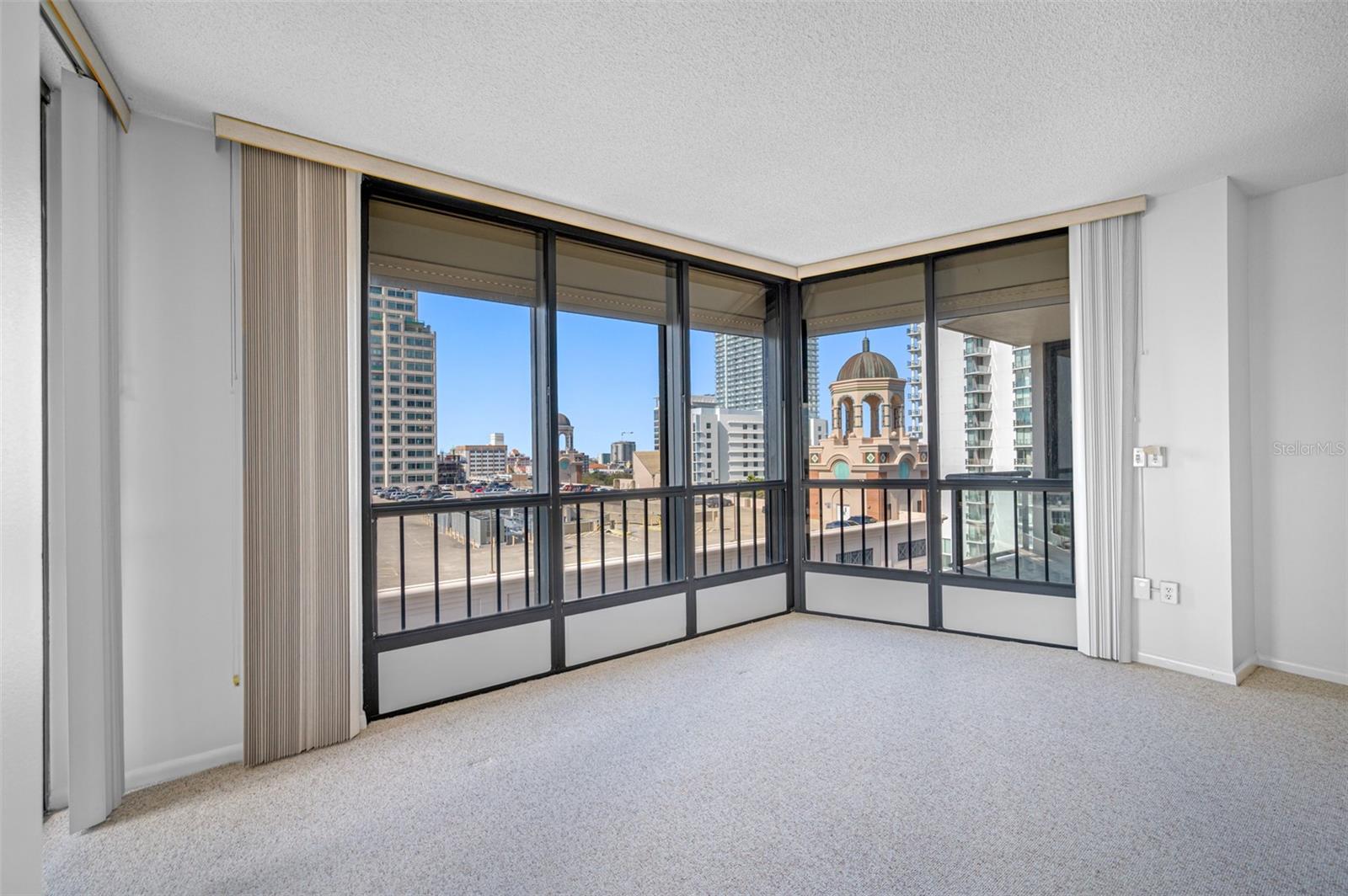 1 BEACH DR SE #1208, ST PETERSBURG, FL, 33701