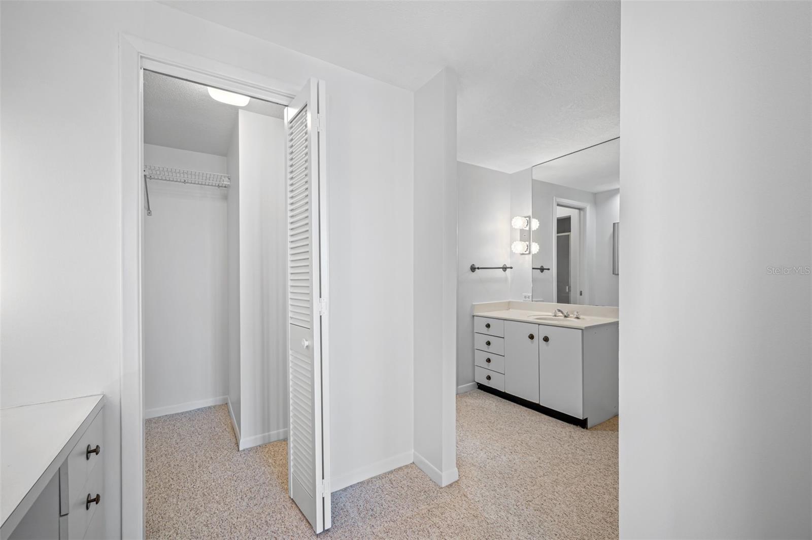 1 BEACH DR SE #1208, ST PETERSBURG, FL, 33701