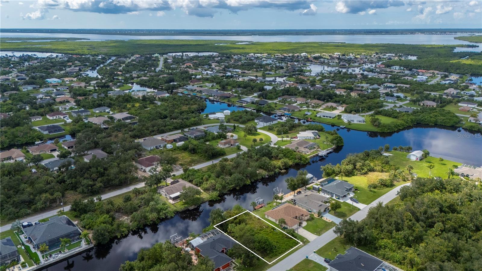 17357 ROBINSON AVE, PORT CHARLOTTE, FL, 33948