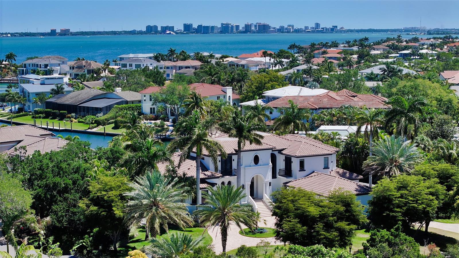 500 HARBOR POINT RD, LONGBOAT KEY, FL, 34228