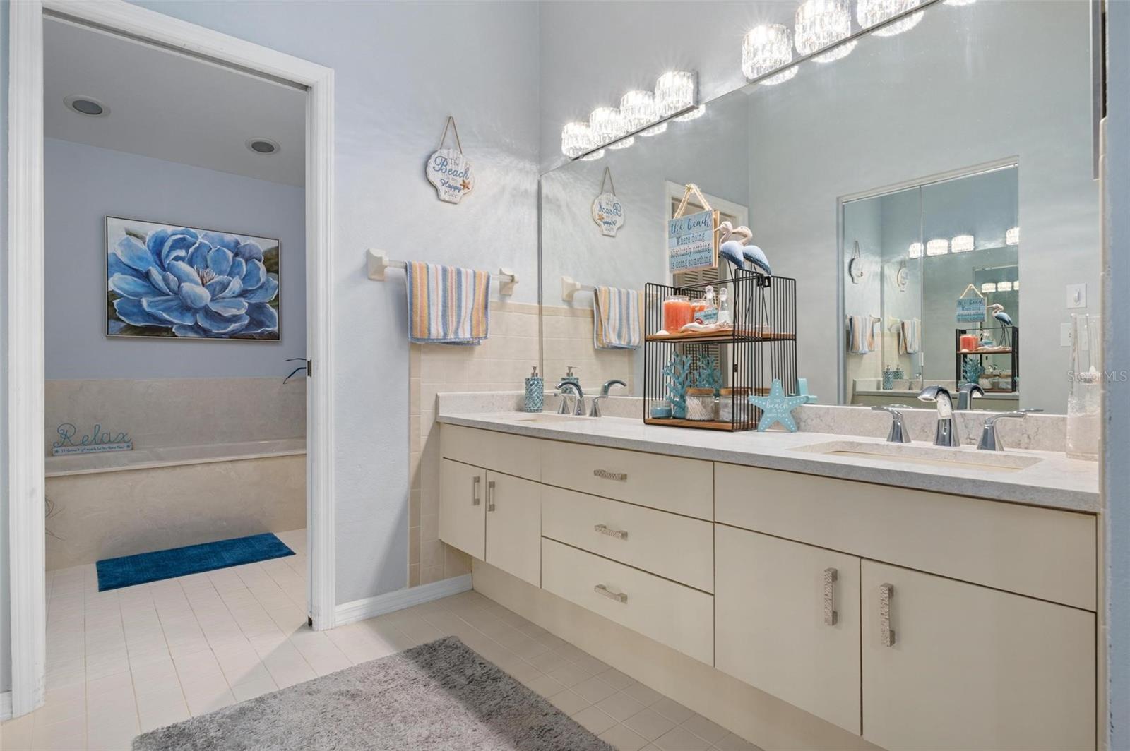 5933 SAN MICHELLE DR, SARASOTA, FL, 34243