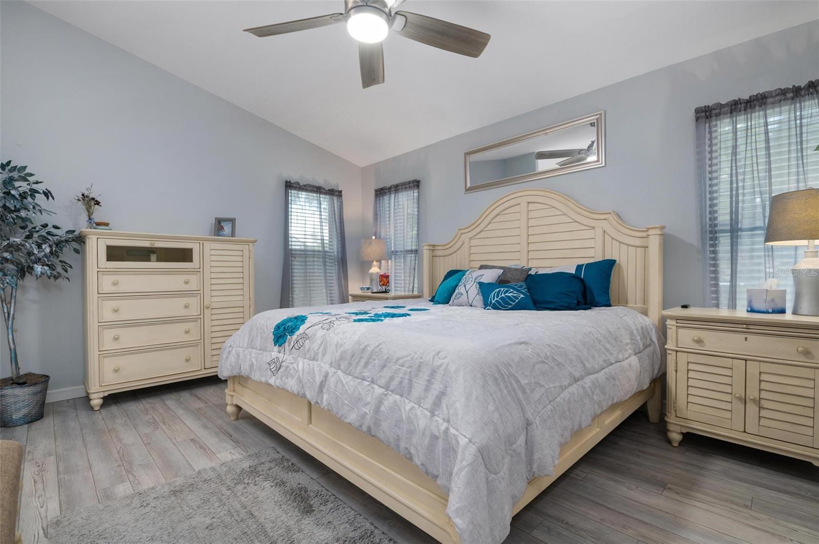 5933 SAN MICHELLE DR, SARASOTA, FL, 34243