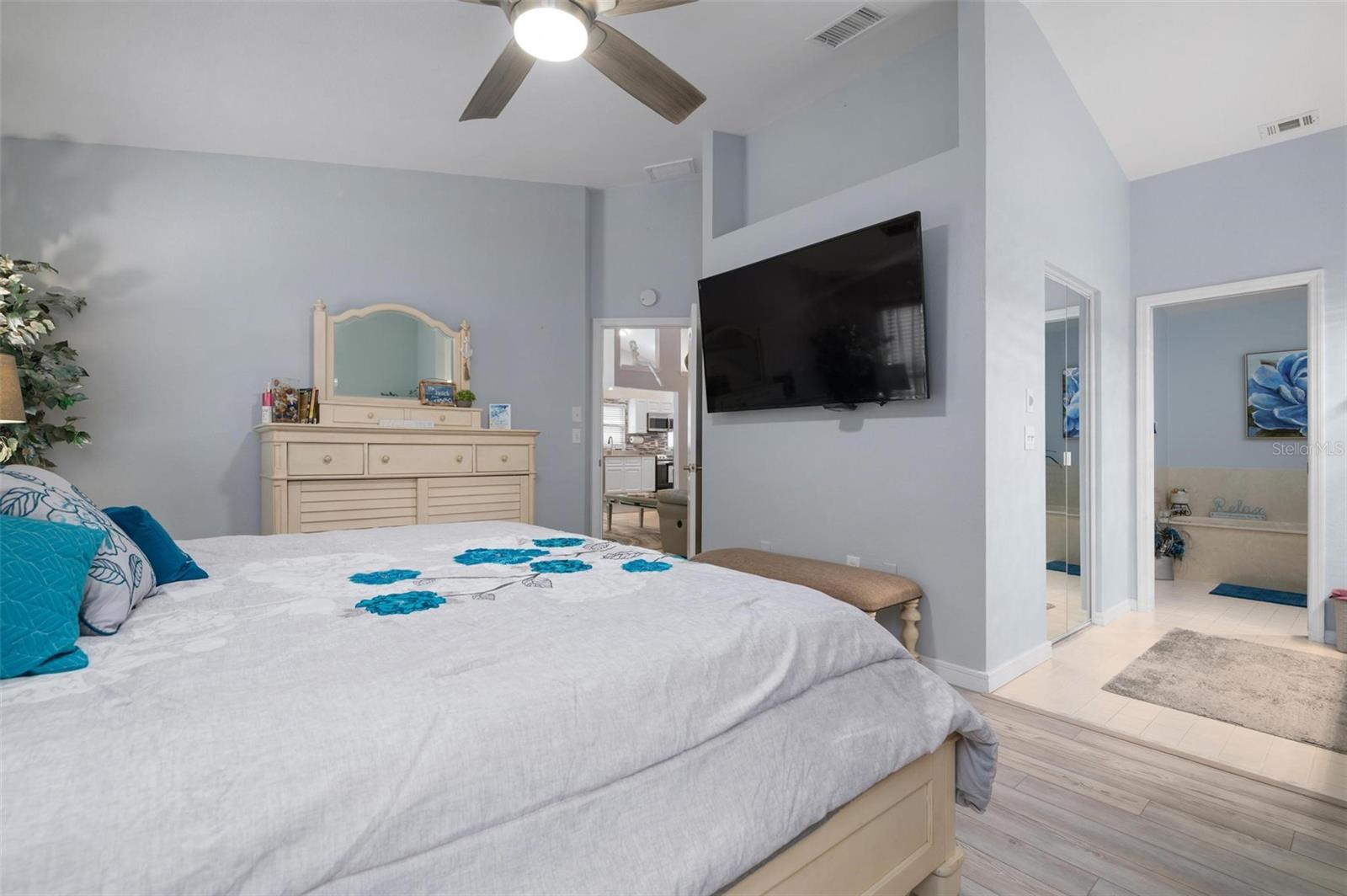 5933 SAN MICHELLE DR, SARASOTA, FL, 34243