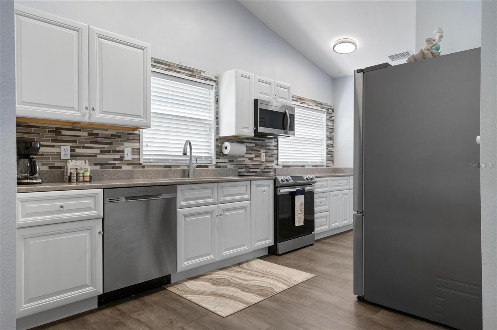 5933 SAN MICHELLE DR, SARASOTA, FL, 34243