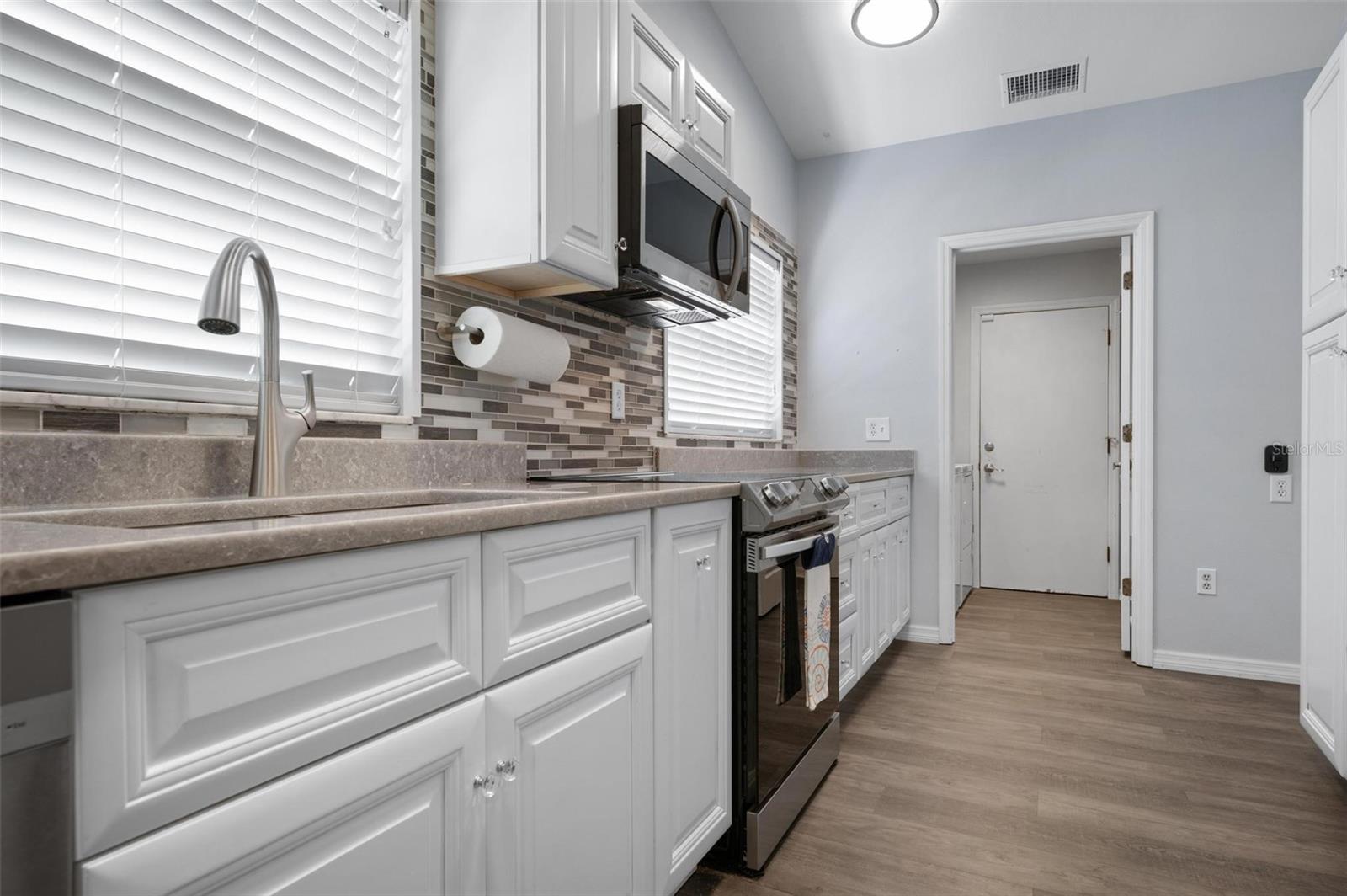 5933 SAN MICHELLE DR, SARASOTA, FL, 34243