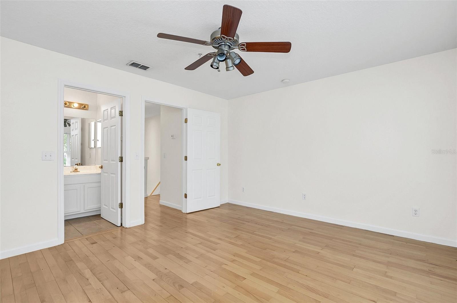 221 STERLING SPRINGS LN, ALTAMONTE SPRINGS, FL, 32714