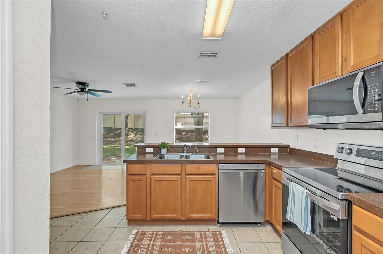 221 STERLING SPRINGS LN, ALTAMONTE SPRINGS, FL, 32714