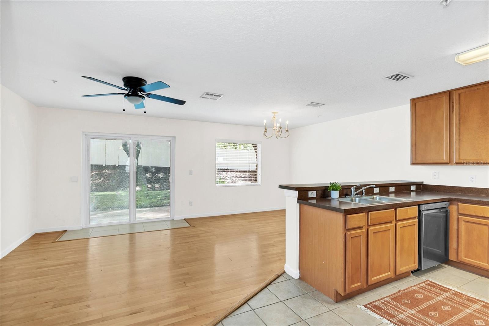 221 STERLING SPRINGS LN, ALTAMONTE SPRINGS, FL, 32714