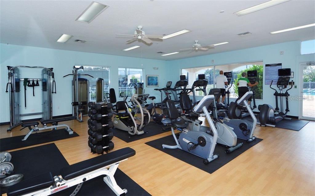 9641 CASTLE POINT DR #1225, SARASOTA, FL, 34238