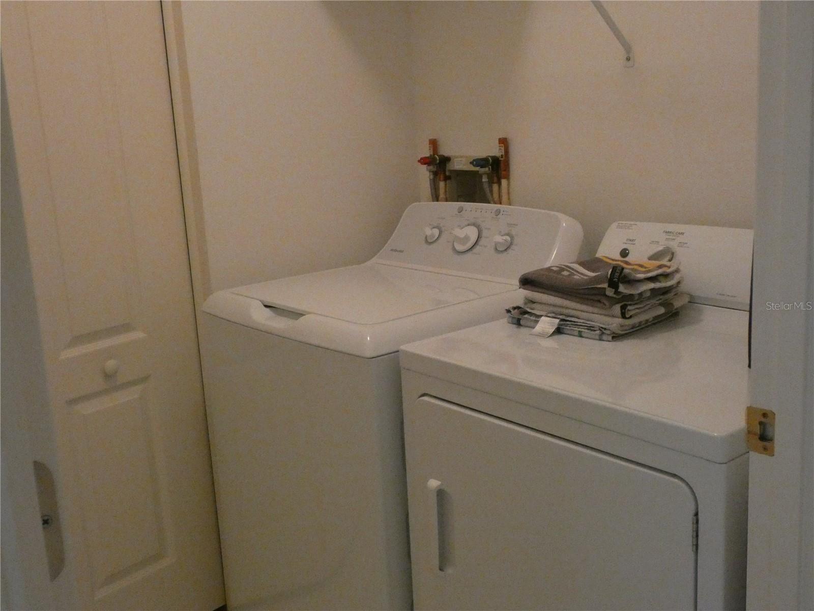 9641 CASTLE POINT DR #1225, SARASOTA, FL, 34238