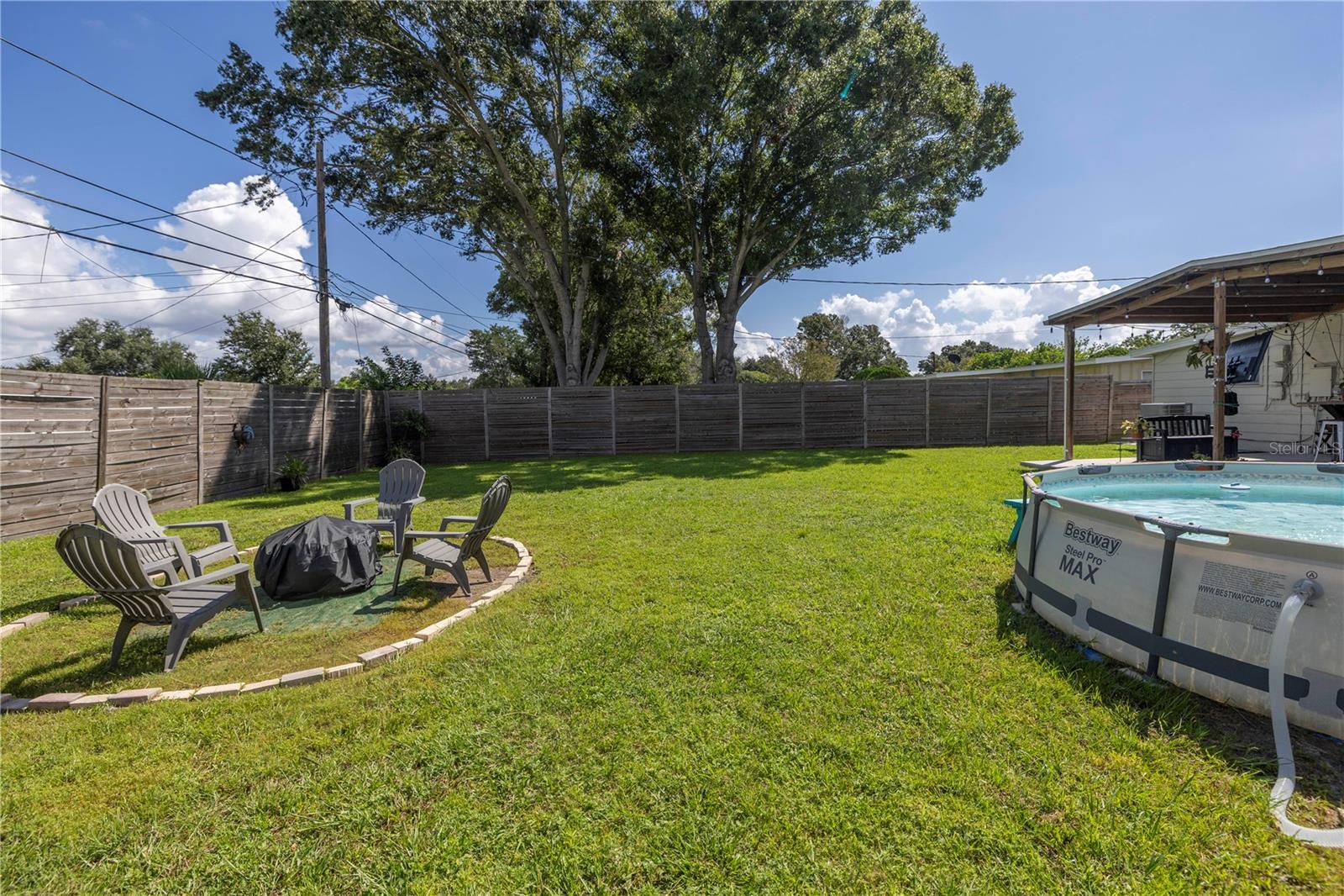 1043 60TH AVE N, ST PETERSBURG, FL, 33703