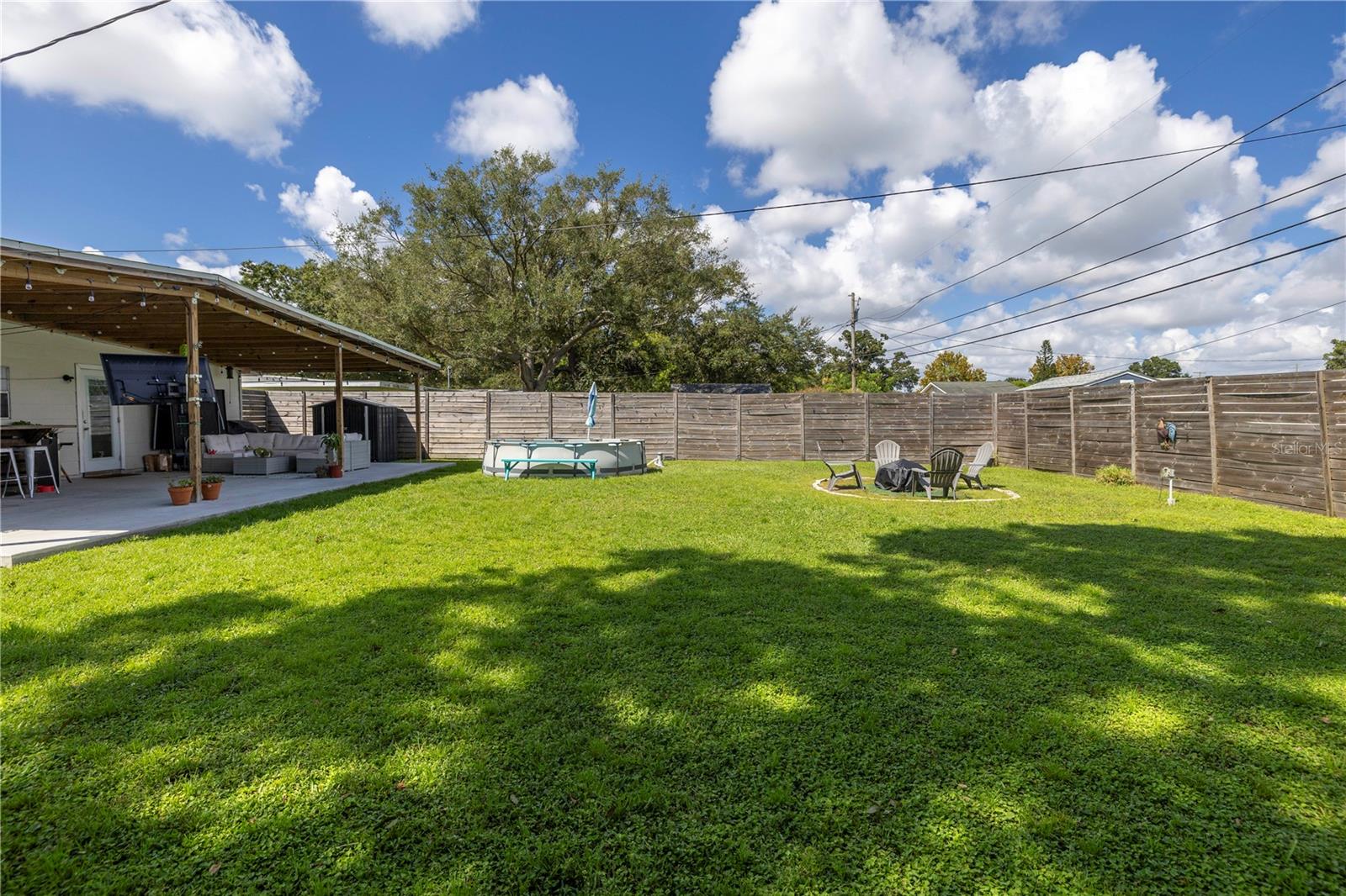 1043 60TH AVE N, ST PETERSBURG, FL, 33703
