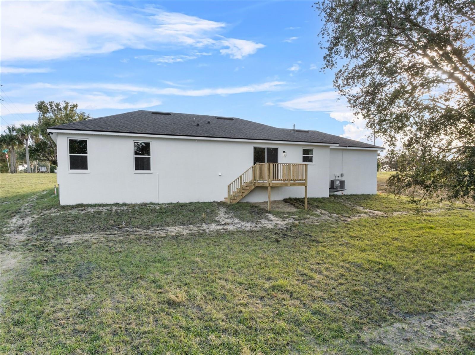 334 W B ST, FROSTPROOF, FL, 33843