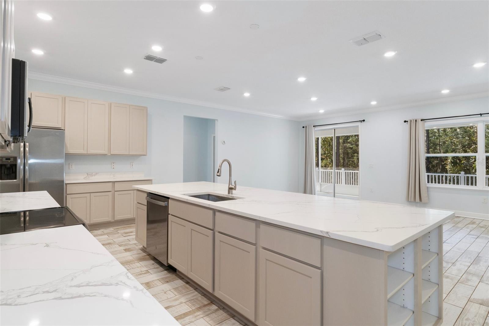 82 GRASS ST, HOMOSASSA, FL, 34446