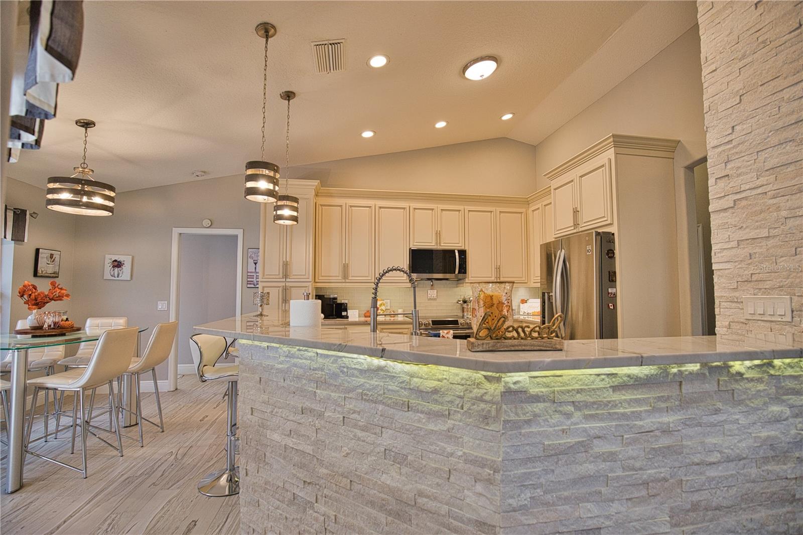 5280 E SUNNYDALE CIR, SARASOTA, FL, 34233