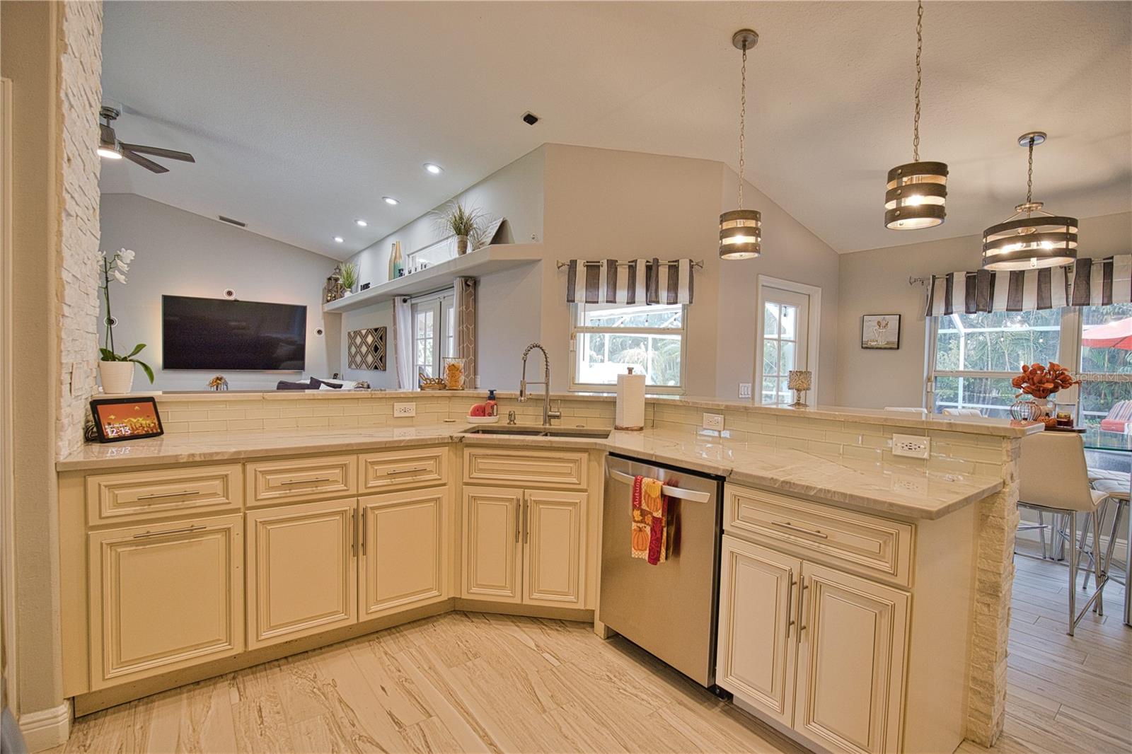 5280 E SUNNYDALE CIR, SARASOTA, FL, 34233