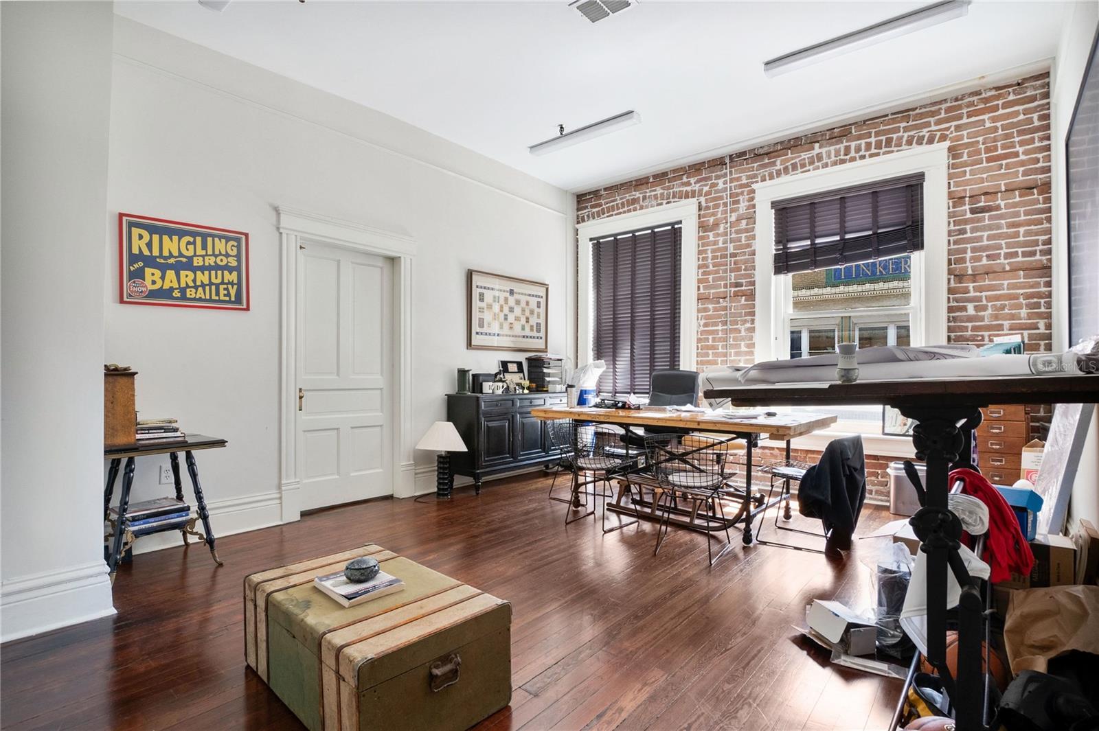 13 W PINE ST, ORLANDO, FL, 32801