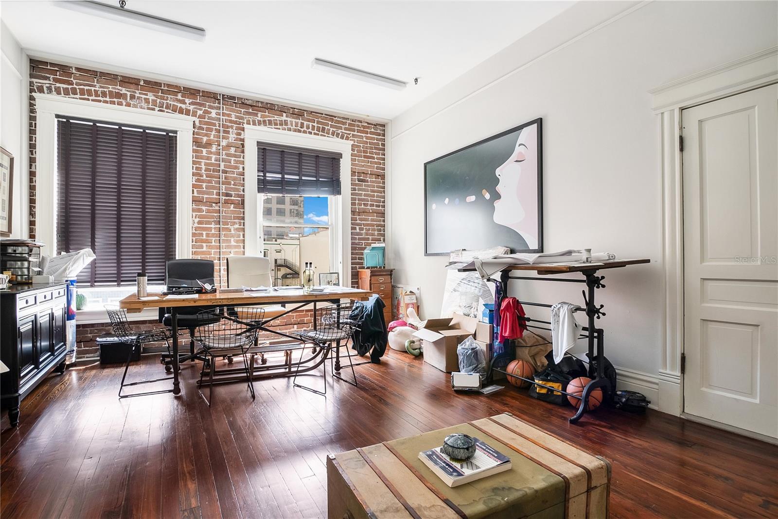 13 W PINE ST, ORLANDO, FL, 32801